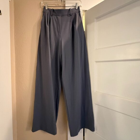 Lululemon Daydrift High-Rise Wide-Leg Trouser Regular in Solar Grey - Picture 2 of 4